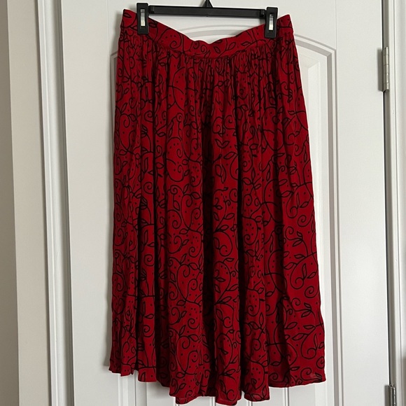 Dresses & Skirts - Vintage Skirt